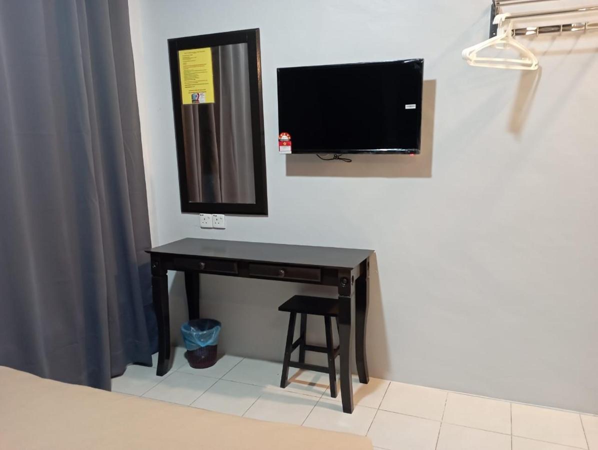 D Layaran Kuantan Lpt Exit 833 Exterior foto